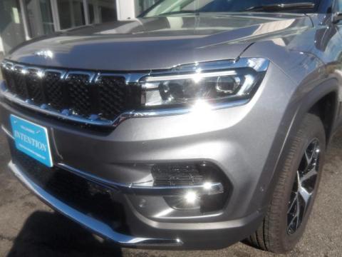 クライスラージープ コマンダー　リミテッド