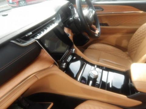 ジープ グランドチェロキーL　サミット　リザーブ